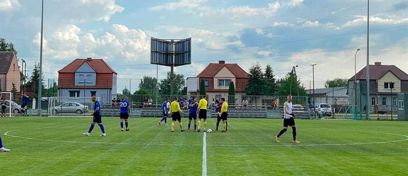 Piłka nożna. Kasta lepsza od Zrywu