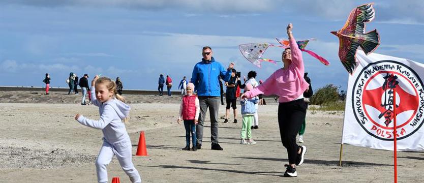 Bierz latawiec i wpadaj na plażę!