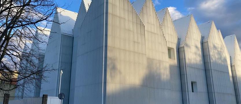 Zagra Andrzej Sikorowski. 50 lat na scenie