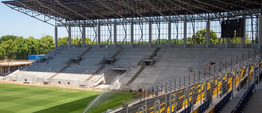 Piłka nożna. Stadion z paszportem. Europejski debiut 22 lipca