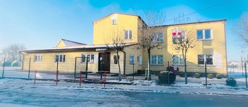 Mała szkoła z wielkim problemem