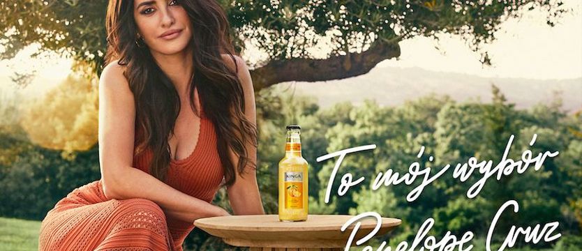 Hiszpański urok i elegancja - Penélope Cruz nową twarzą marki Kinga