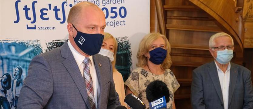 Tysiąc złotych dla nauczycieli! "Gest szczecińskiego samorządu"