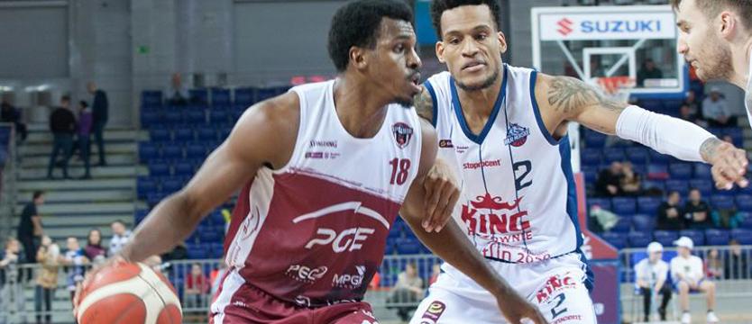 Koszykówka. Cowels we Francji