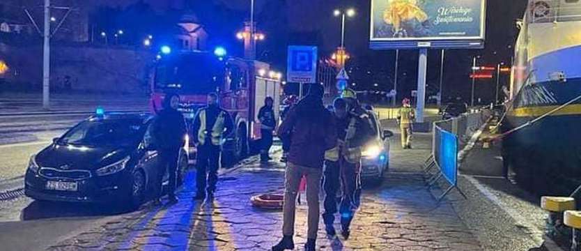 Akcja ratownicza przy szczecińskich bulwarach. Mężczyzna wpadł do Odry