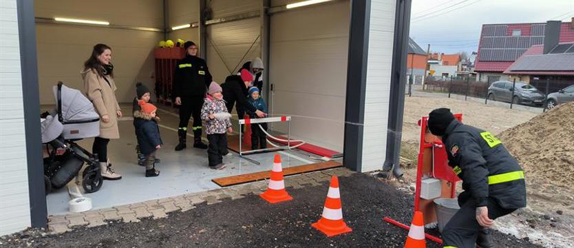 Być strażakiem.  Dzień Otwarty w OSP Trzebież
