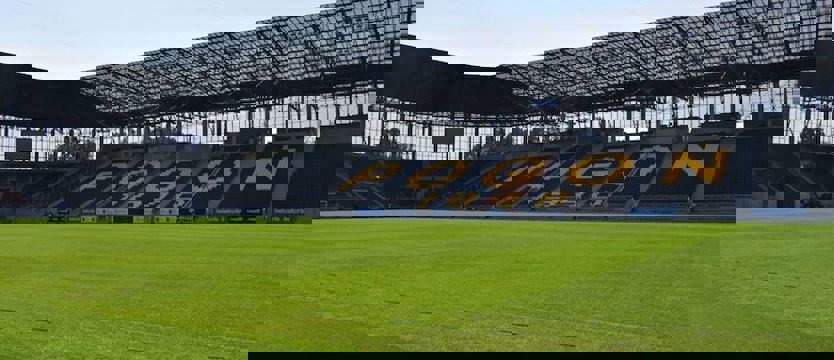 Piłka nożna. Stadion im. Floriana Krygiera na finiszu