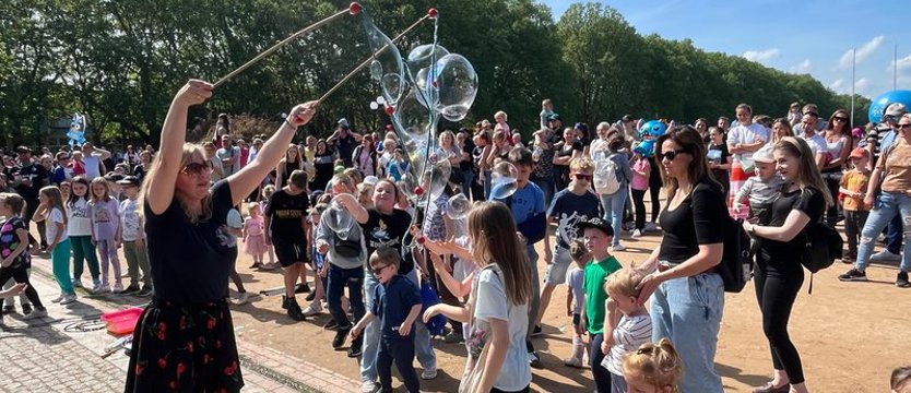 Świętowanie dnia dziecka na Jasnych Błoniach