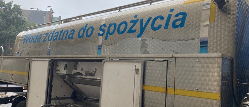 Robotnicy uszkodzili wodociąg w Buku. Ponad tysiąc mieszkańców bez wody