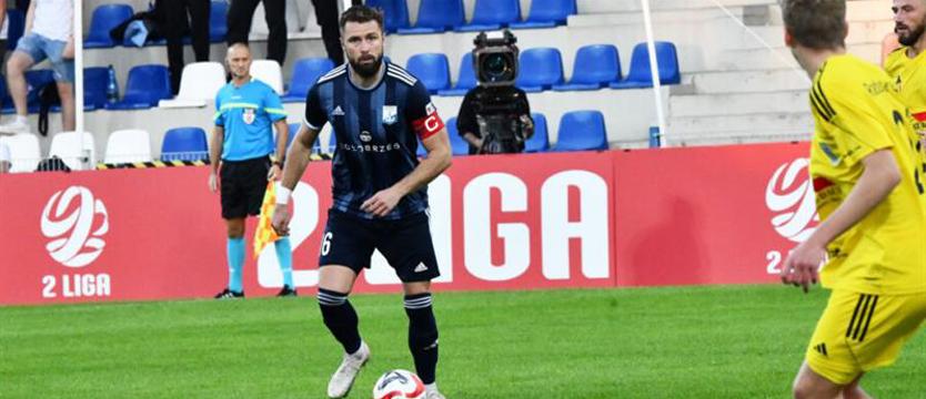 Piłka nożna. Kotwica remisuje z Radunią. Pierwszy punkt od trzech kolejek