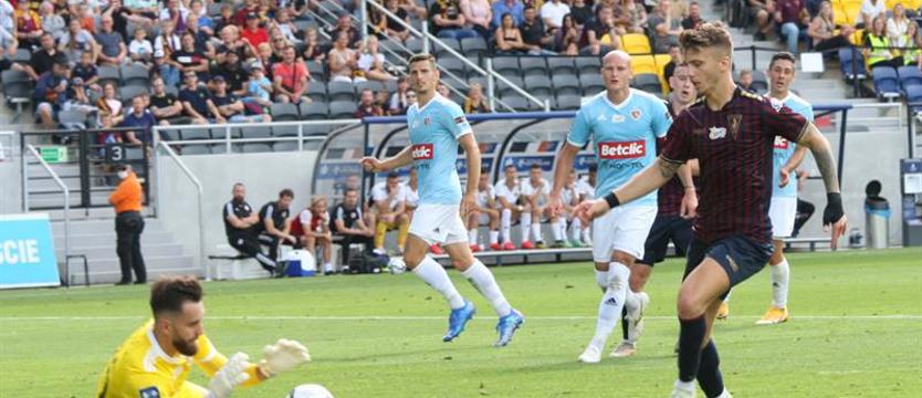 Piłka nożna. Portowcy w reprezentacjach