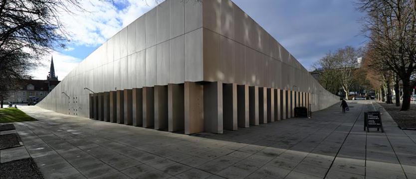 Lwowianie i szczecinianie wobec przeszłości