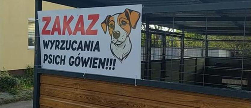 Niecenzuralna tablica na Drzetowie. Dosadny apel do właścicieli psów