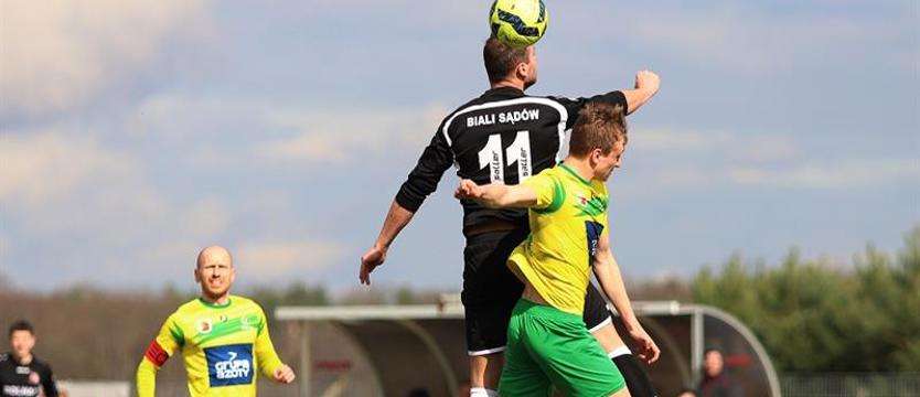 Piłka nożna. Hutnik z trzecia porażką w IV lidze