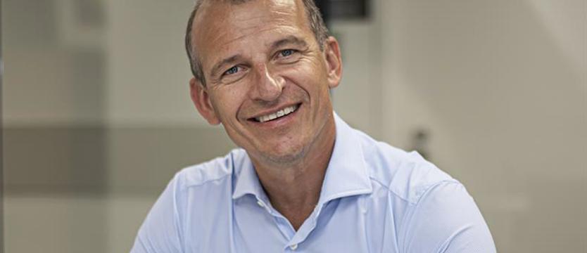 Piłka nożna. Artur Dmowski nowym prezesem kobiecej Pogoni