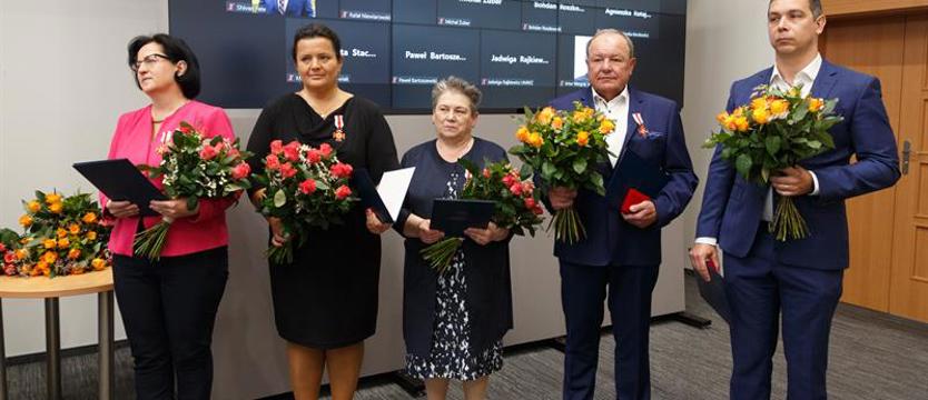 Odznaki dla bohaterów czasu pandemii