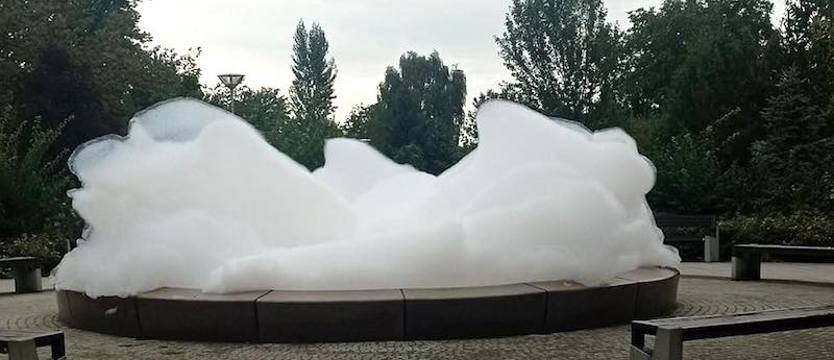 Nieśmieszny żart z fontanną w Podjuchach