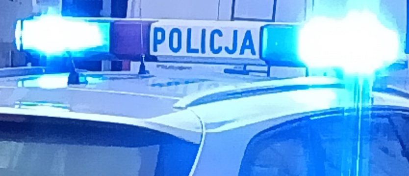 Policjanci eskortowali dziecko do szpitala