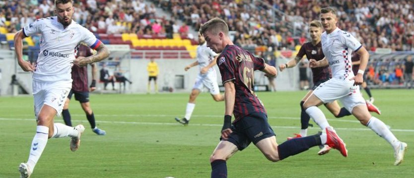 Piłka nożna. Pogoń wygrała z Górnikiem. Efektowna inauguracja PKO Ekstraklasy