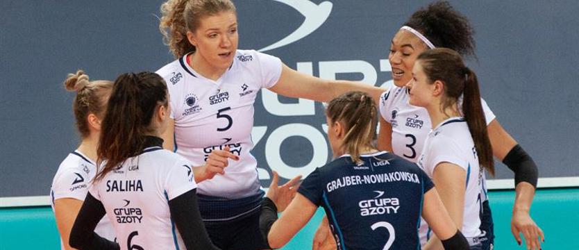 Siatkówka. Lider z dużą przewagą