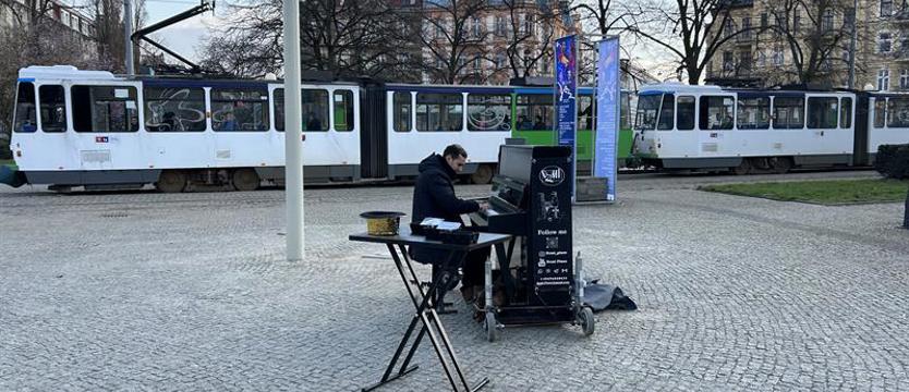 Dzmitry Horbach na placu Grunwaldzkim