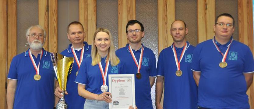 Warcaby. Admirał w złocie