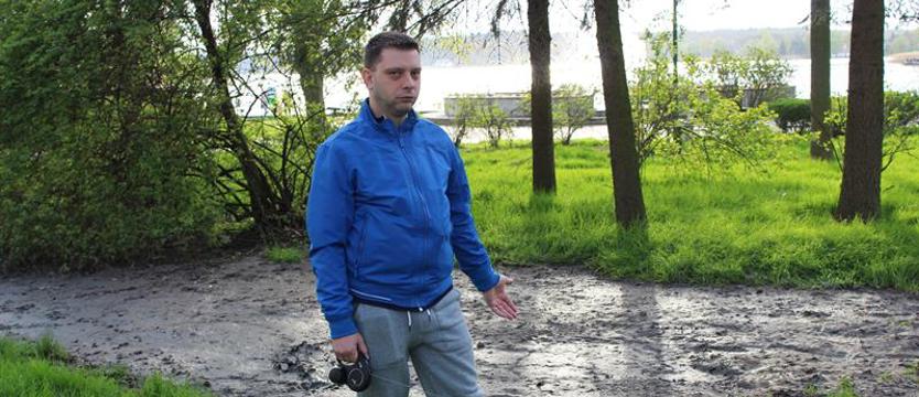 Tryskająca gnojowica. Fetor denerwuje mieszkańców Nowogardu