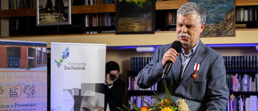 Pożegnanie w Książnicy Pomorskiej. Dyrektor Lucjan Bąbolewski idzie na emeryturę