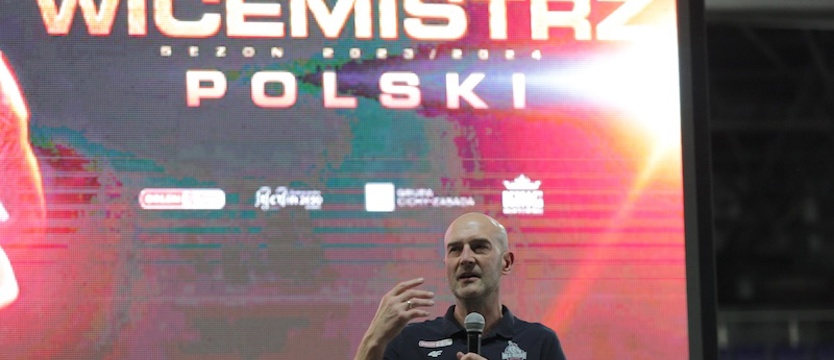 Koszykówka. King świętował wicemistrzostwo