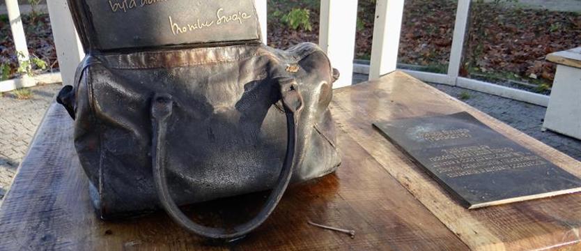 Niespodziewany demontaż instalacji poświęconej Monice Szwai