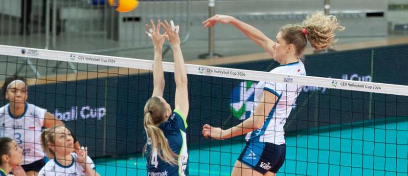 Siatkówka. Kolejne zwycięstwo policzanek