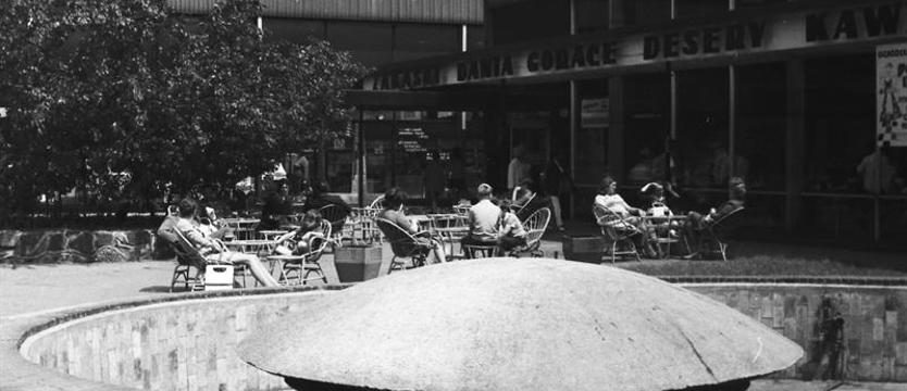 Szczeciński Bar Extra. Dla klasy robotniczej oraz inteligencji pracującej