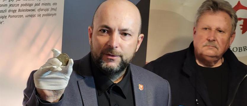 Znaleźli bullę papieską. Takiego artefaktu w kołobrzeskim muzeum jeszcze nie było