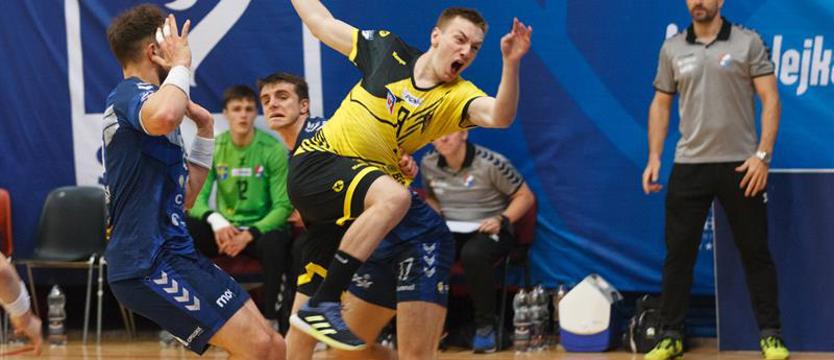 Piłka ręczna.  Pierwsza wygrana w sezonie