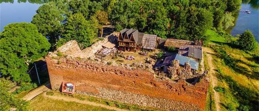 Na wakacyjnym szlaku – zamek templariuszy