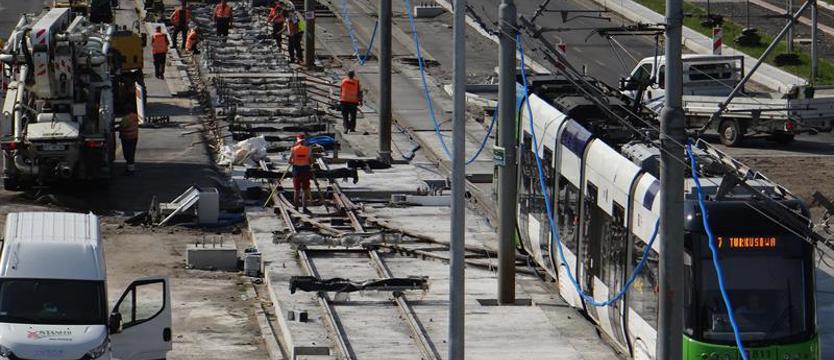 Zmiany na rondzie Portowców