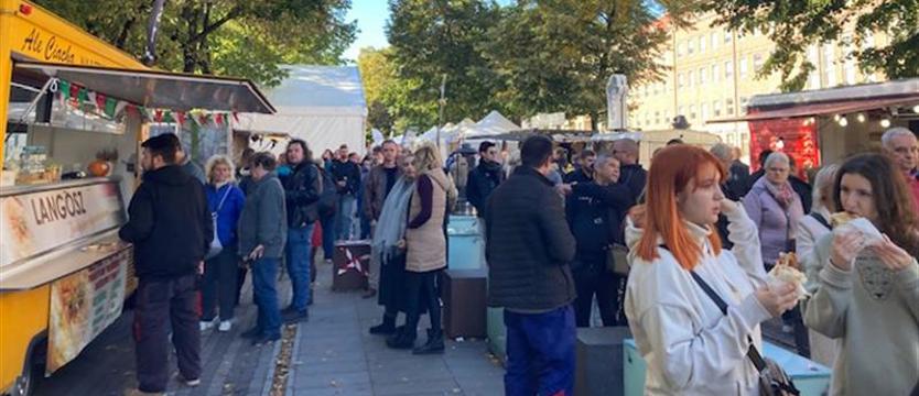 Oktoberfest Szczecin przez weekend w alei kwiatowej