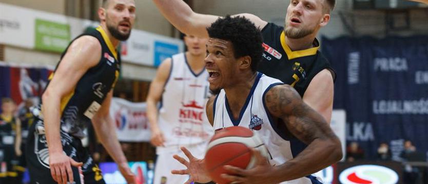 Koszykówka. Gruszecki nowym zawodnikiem PGE Spójni