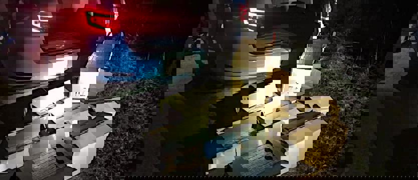 Zatrzymano przemytnika papierosów. Samochód wypchany kontrabandą