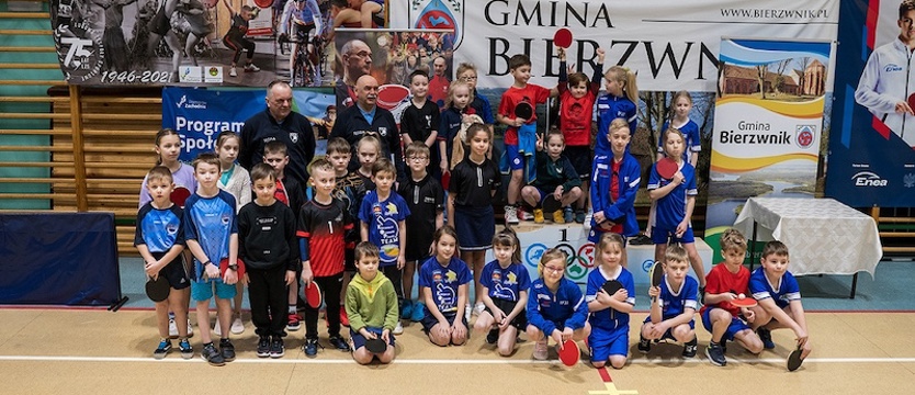 Tenis stołowy. II WTK Skrzatów w Bierzwniku