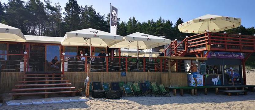 Wejście zbyt szerokie, kwiatki przeszkadzają. Gastronomik kontra Urząd Morski