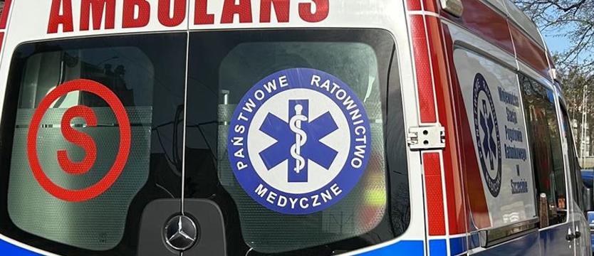 Zderzenie samochodu z ciągnikiem. Są ranni