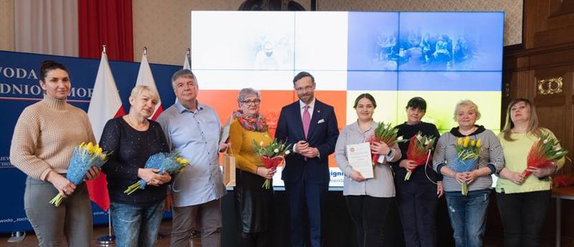 Jadłodajnia na dworcu w Szczecinie kończy działalność. Wojewoda podziękował wolontariuszom