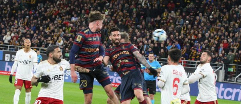 Piłka nożna. Wygrana Pogoni z outsiderem nie była spacerkiem...