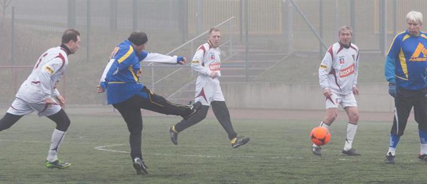 Piłka nożna. Dwie imprezy noworoczne